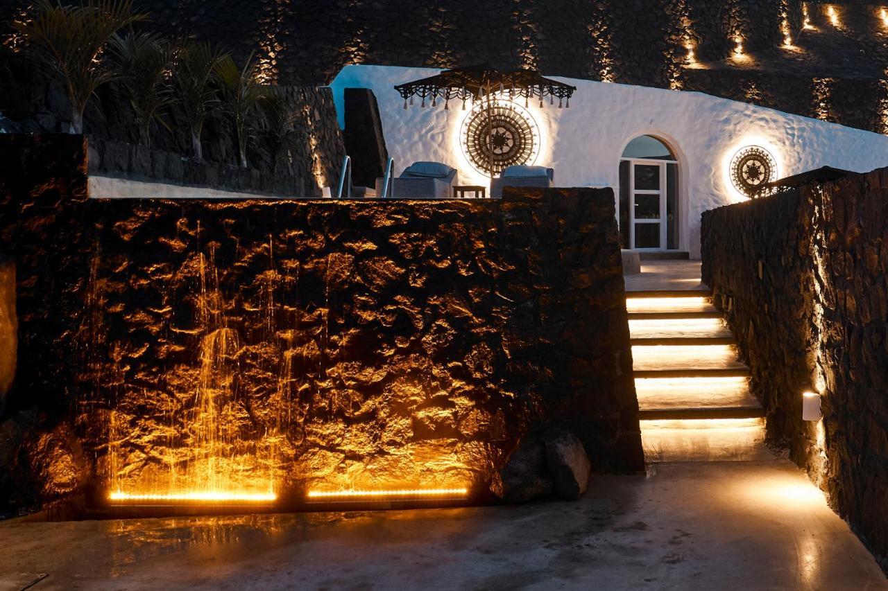 Theano Cave Suites & Villas Imerovigli  Zewnętrze zdjęcie