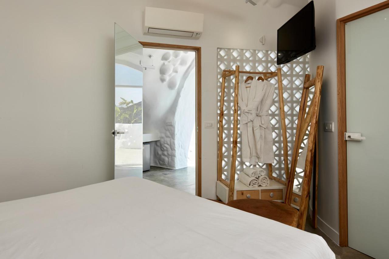 Theano Cave Suites & Villas Imerovigli  Zewnętrze zdjęcie